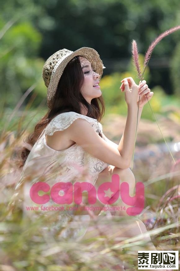 泰星Min《Candy》杂志清纯写真照片