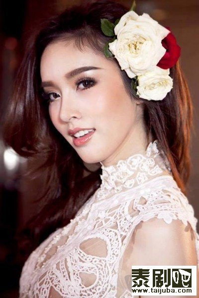 最美人妖皇后Poy8