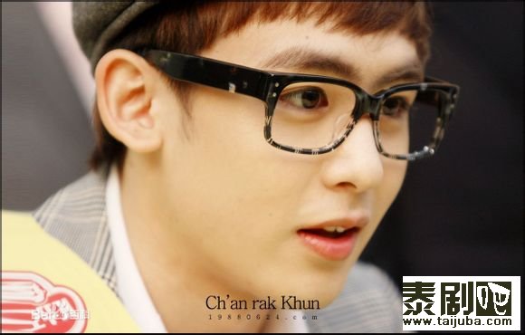 Nichkhun个人写真