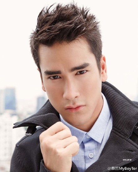 泰星Nadech《IN杂志》杂志写真照片