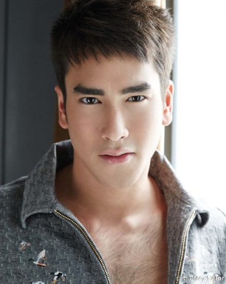 泰星Nadech《IN杂志》杂志写真照片