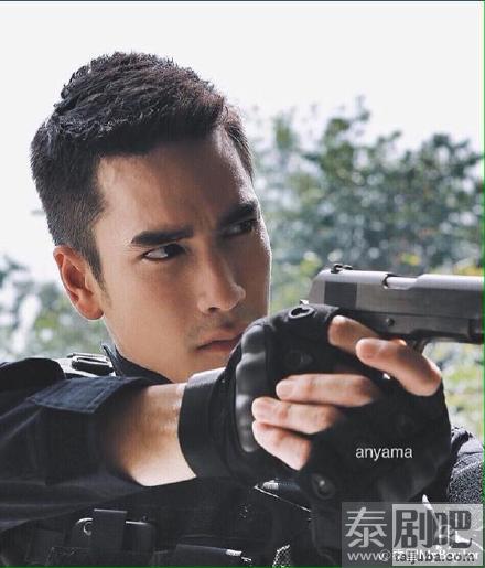 泰星Nadech,Tor出演《换身密谋》剧照