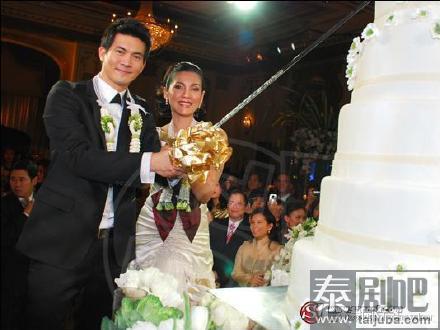 泰星Ken和老婆Noi结婚典礼照