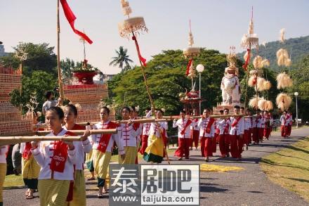 泰国清迈大学艺术学院拜师仪式