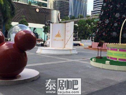 泰国旅游:曼谷CentralWorld广场迪斯尼世界带你进入童话