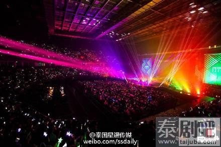 韩国团体2PM曼谷演唱会现场照