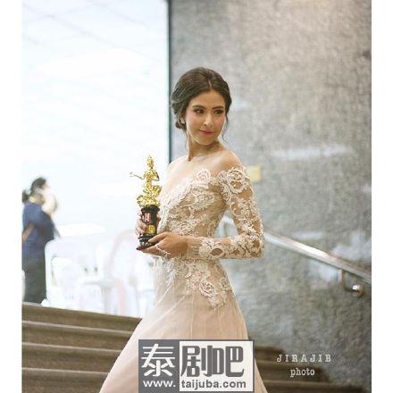 泰星Rita出席2016 Mekhala Award颁奖典礼