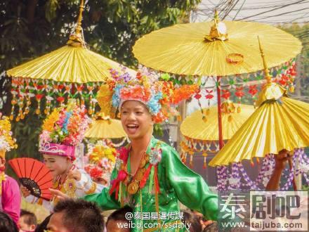 泰国夜丰颂府Poy Sang Long仪式