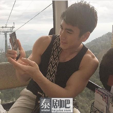 泰星Nadech杂志《Traveller's Companion》拍摄照