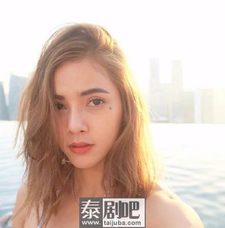 泰国大眼美女