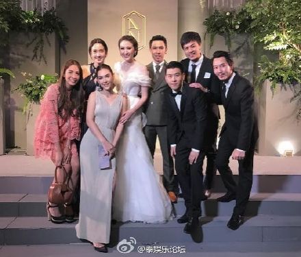 泰星Matt与Taew都携男友参加友人婚礼