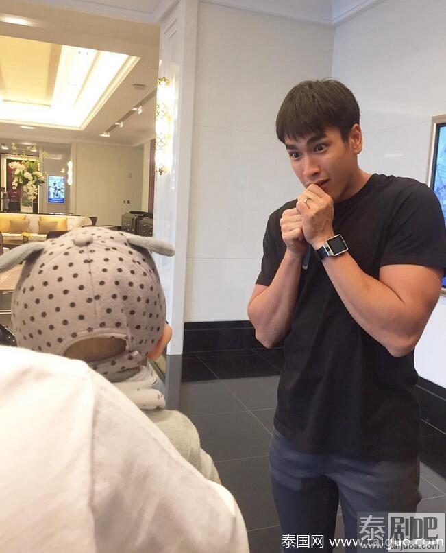 泰星Nadech