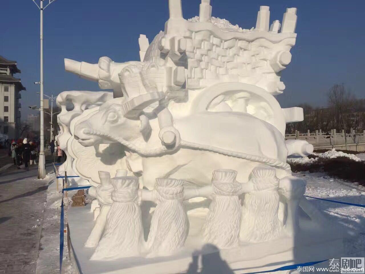 泰国大学生雪雕作品