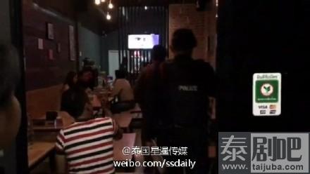 泰国清迈性感美女陪吃粉店铺