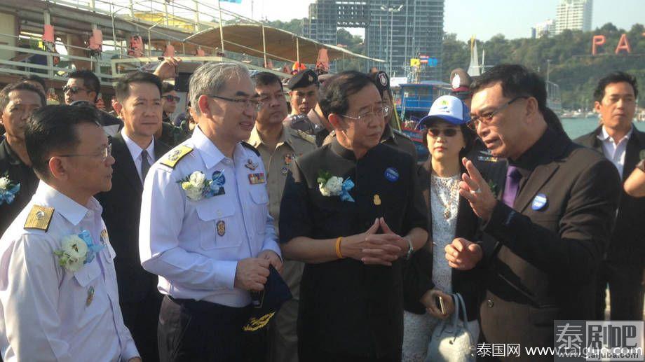 泰国芭提雅-华欣渡轮开通仪式现场照