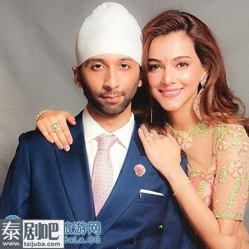 泰星Yolpranvarin与男友婚礼现场照