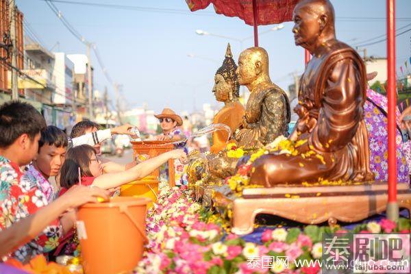 泰国旅游:素可泰府将举行为期半个月（4月7-20日）宋干节活动