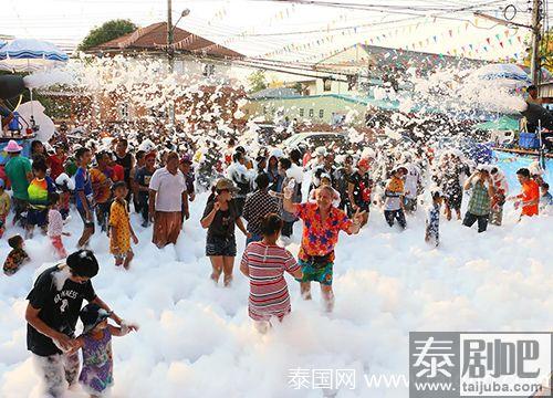 泰国披集府取消宋干节娱乐庆祝活动