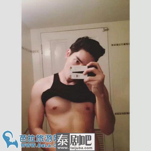 泰星Singto 大秀性感肌肉愈发成熟像型男