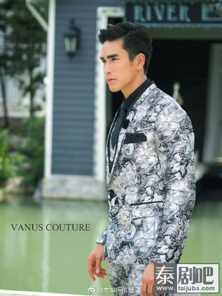 泰星Nadech杂志写真照