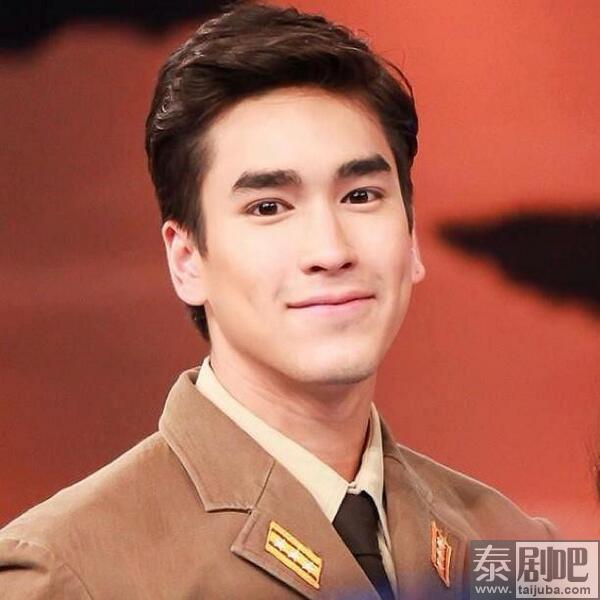 泰星Nadech