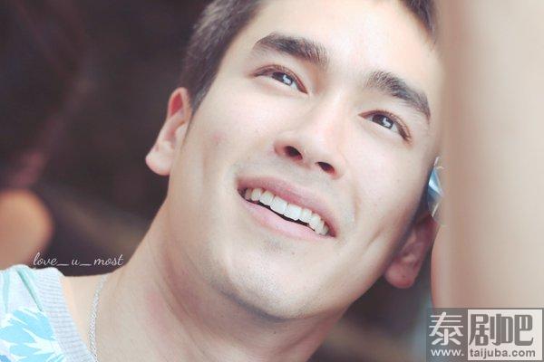 泰星Nadech