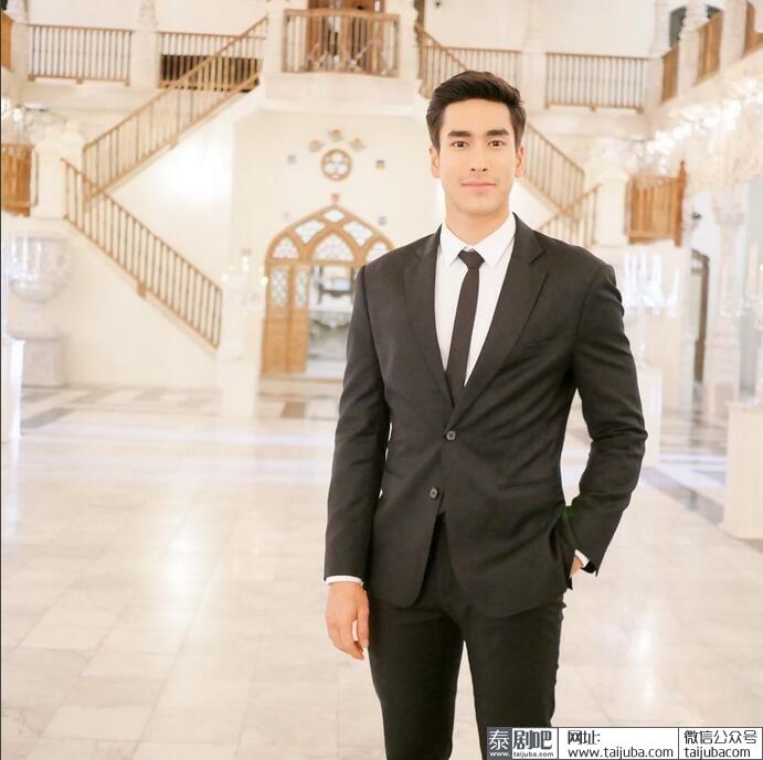 泰星Nadech