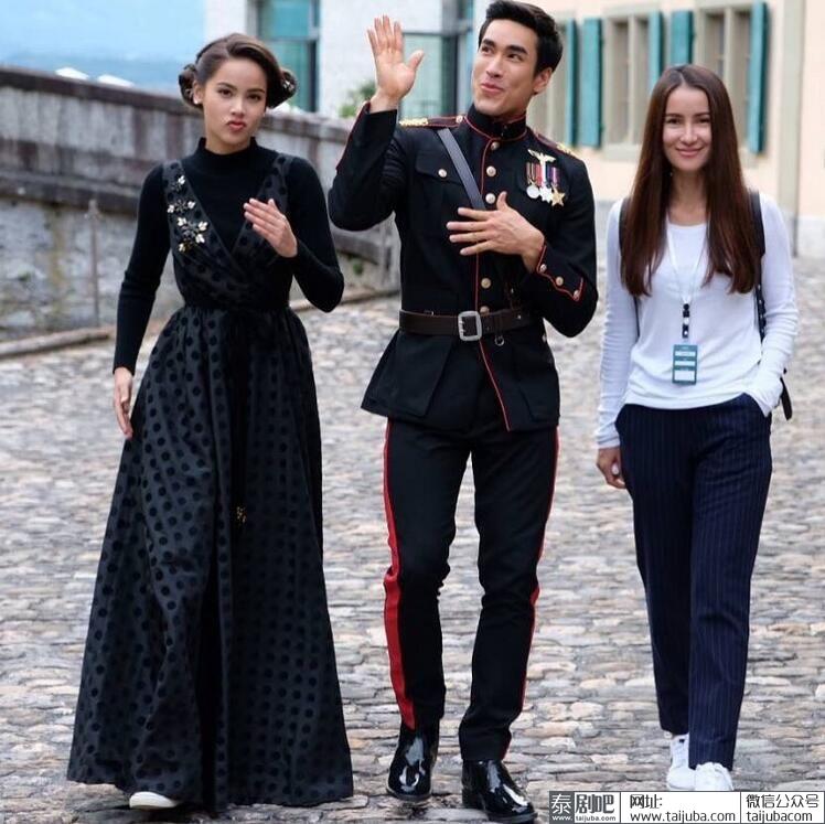 泰星Nadech、YaYa、Anne